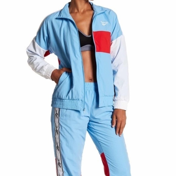 EUC Reebok Outfit - Picture 13 of 13